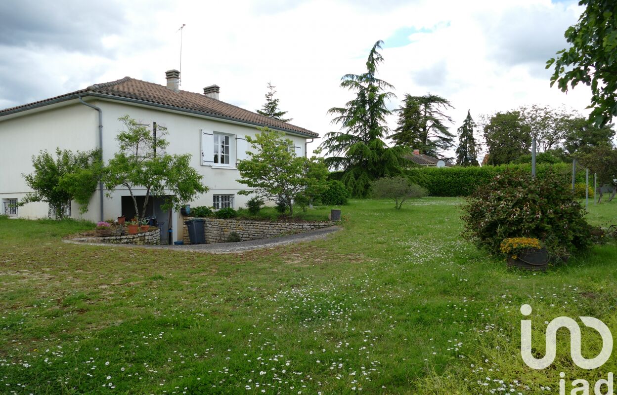 maison 5 pièces 88 m2 à vendre à Taizé-Aizie (16700)