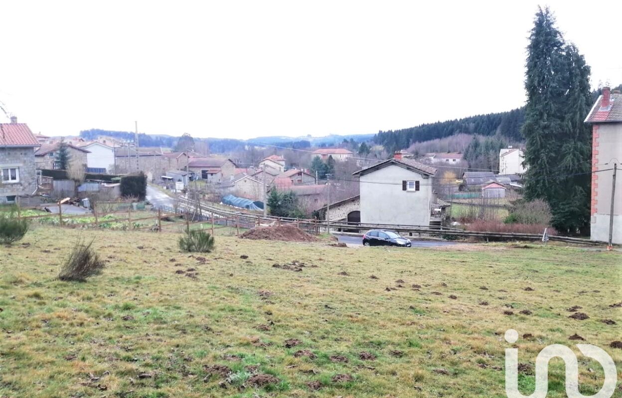 terrain  pièces 1765 m2 à vendre à Estivareilles (42380)