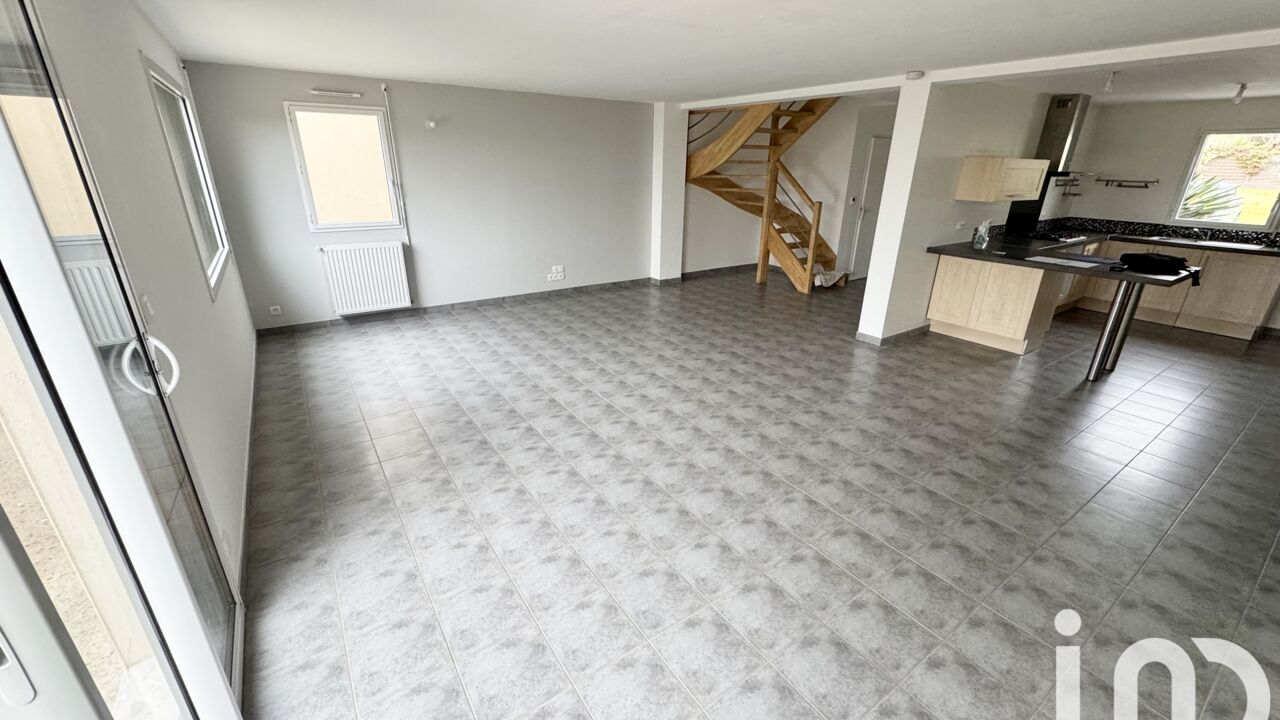 maison 5 pièces 117 m2 à vendre à Clayes (35590)