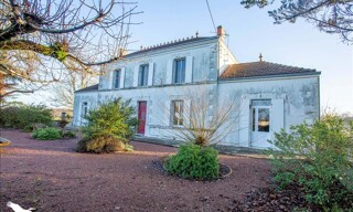 Maison 5 Pièces 190 m² à vendre à Sauveterre-de-Guyenne (33540)