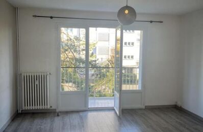 location appartement 950 € CC /mois à proximité de Avrillé (49240)