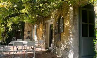 Maison 10 Pièces 300 m² à vendre à Saint-Didier (84210)