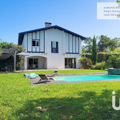 Maison 8 pièces 1060000 €