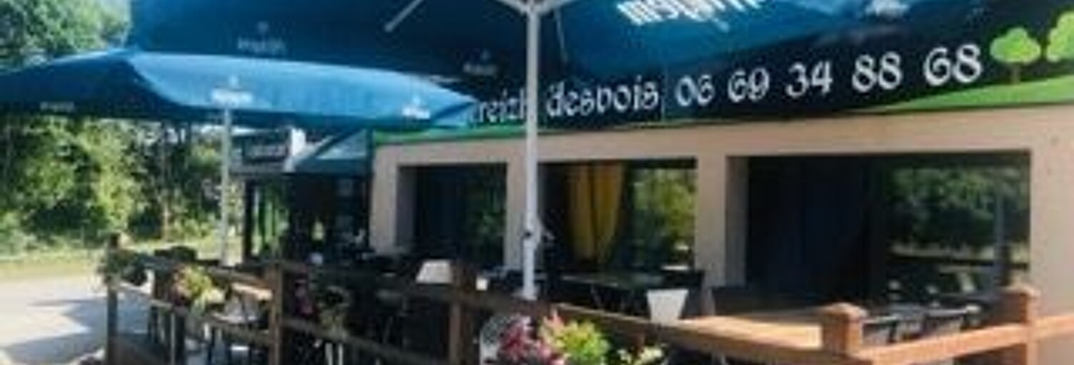 Commerce  292 m² à vendre à Loyat (56800)