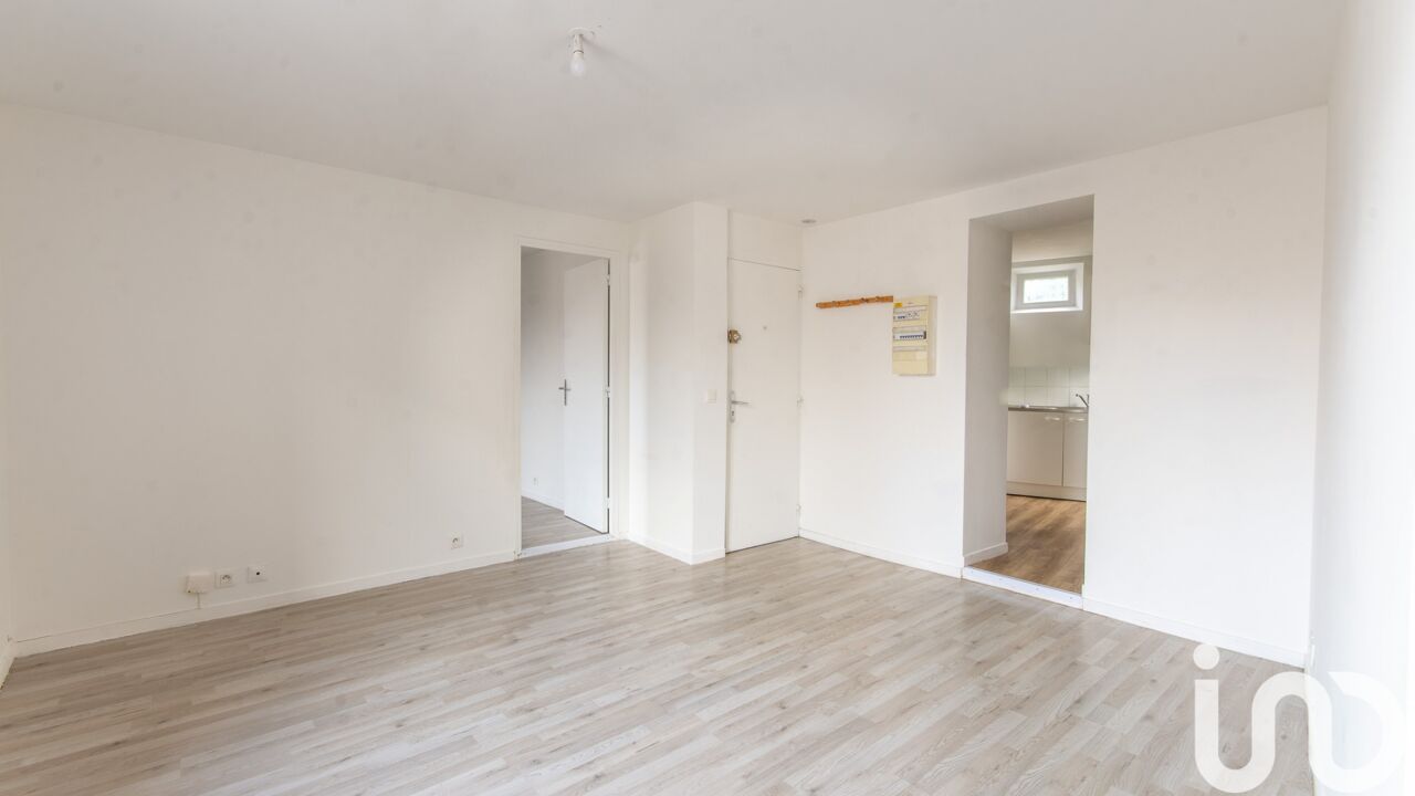 appartement 2 pièces 34 m2 à vendre à Neauphle-le-Château (78640)