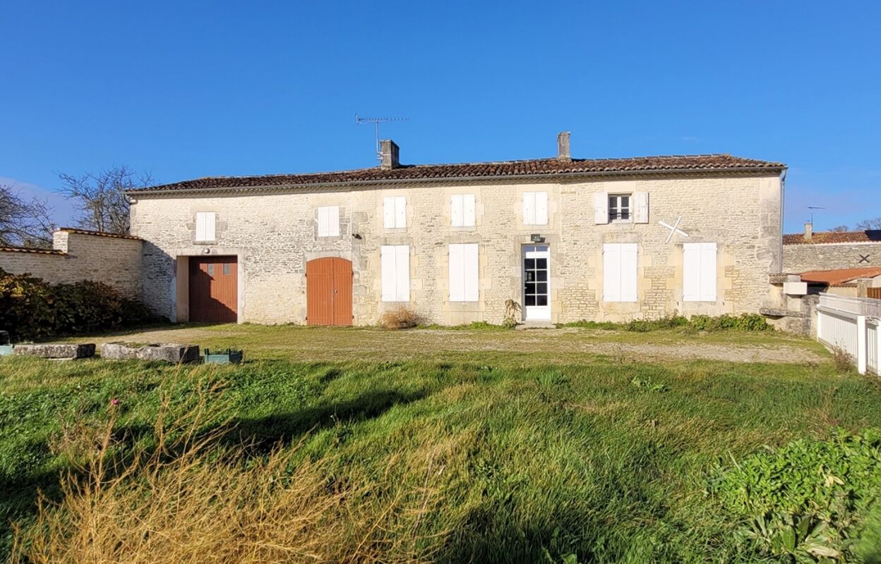 maison 3 pièces 110 m2 à vendre à Mazeray (17400)