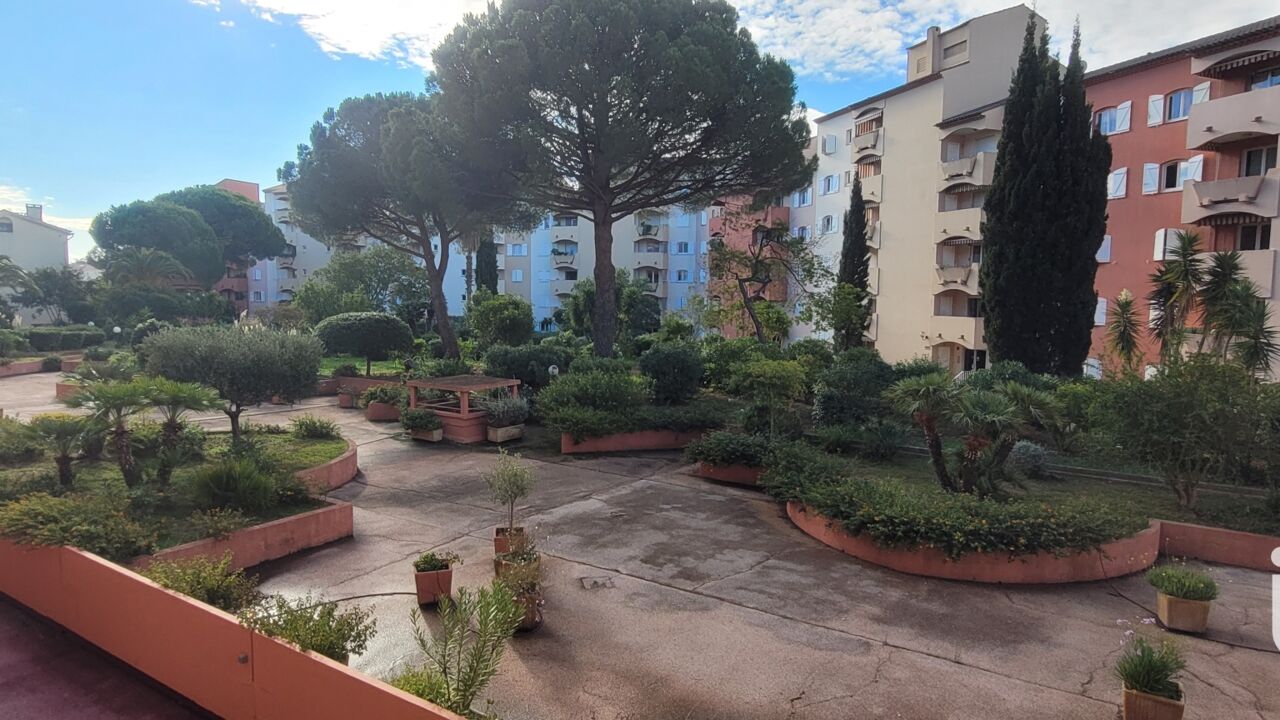 appartement 1 pièces 22 m2 à vendre à Hyères (83400)