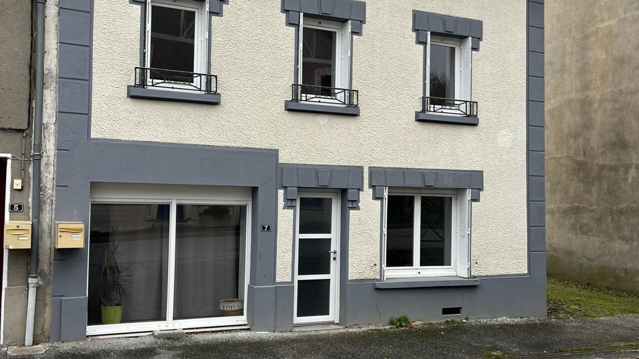 maison 5 pièces 100 m2 à vendre à Giat (63620)