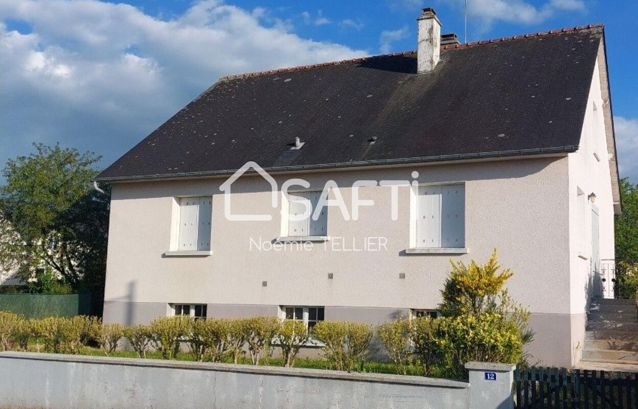 maison 5 pièces 116 m2 à vendre à Saint-Cyr-le-Gravelais (53320)