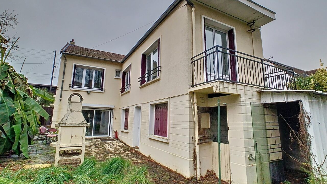 maison 7 pièces 126 m2 à vendre à Ozoir-la-Ferrière (77330)