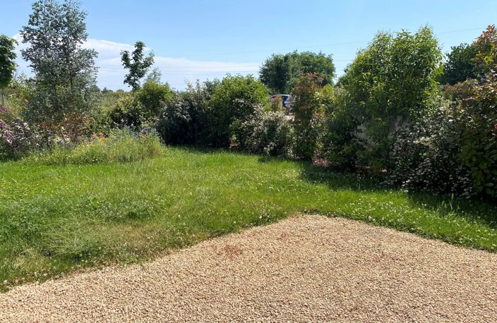 Joli T4 avec jardin — photo 2