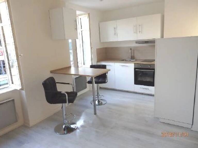 T2 refait à neuf - Chazay d'Azergues — photo 1
