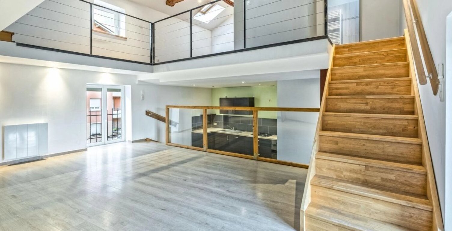 Duplex Lumineux - MONTMERLE-SUR-SAONE — photo 1