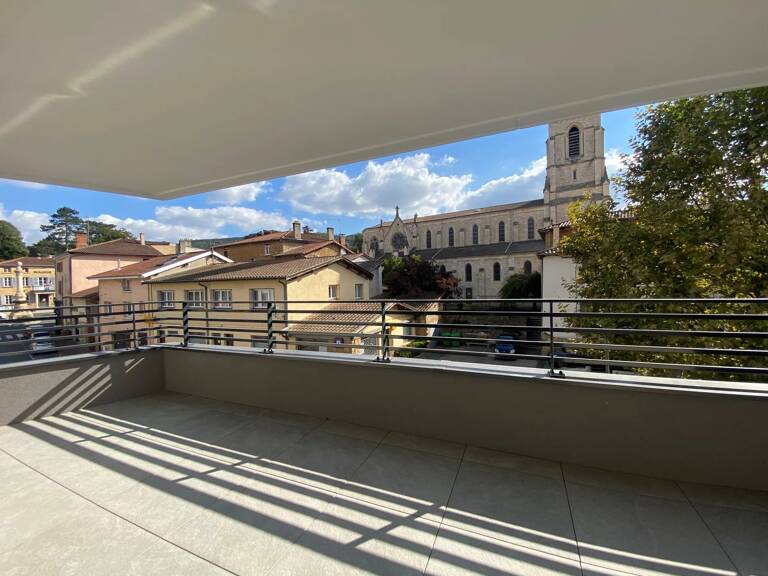 T3 neuf avec terrasse à CHASSELAY — photo 1