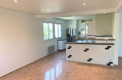 T4 ENTIEREMENT RENOVE - VILLEFRANCHE — photo du bien