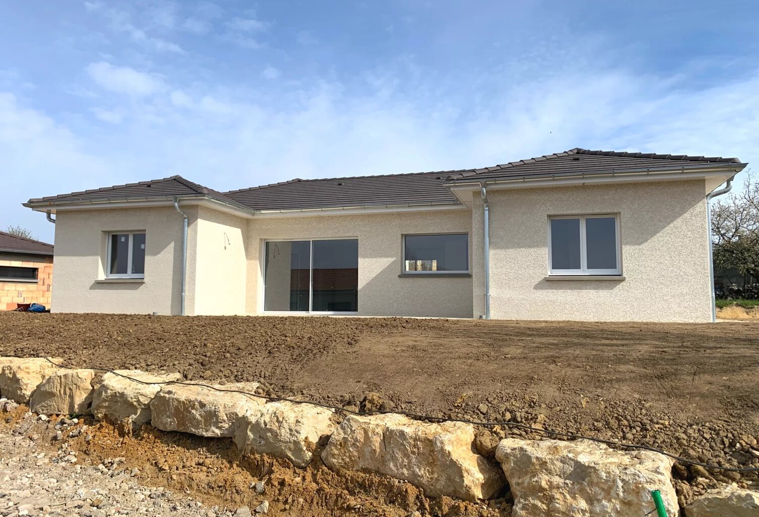 MAISON DE PLAIN-PIED A POLLIAT — photo 1