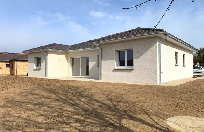 MAISON DE PLAIN-PIED A POLLIAT — photo 2