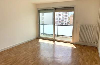 T3 LUMINEUX AVEC BALCON A BOURG-EN-BRESSE — photo du bien