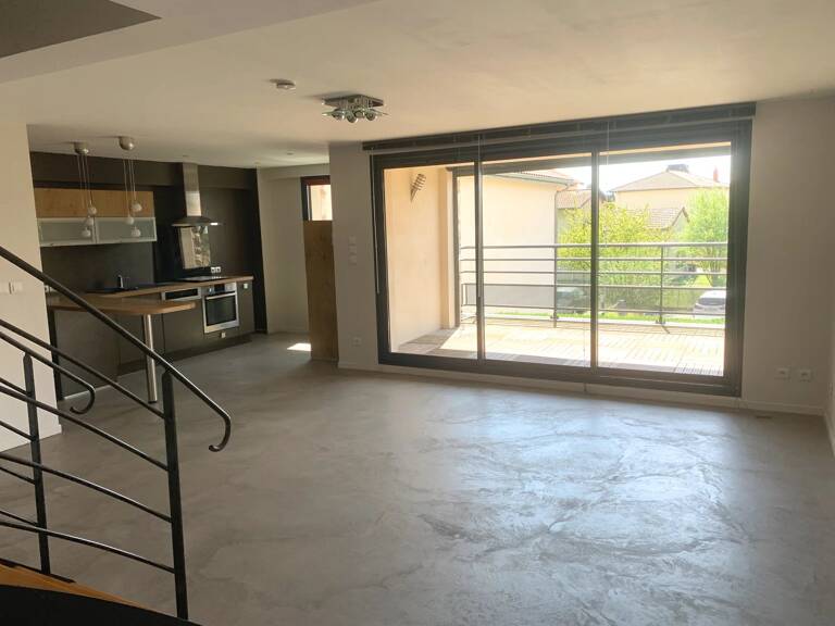 T3 EN DUPLEX AVEC BALCON - ANSE — photo 1