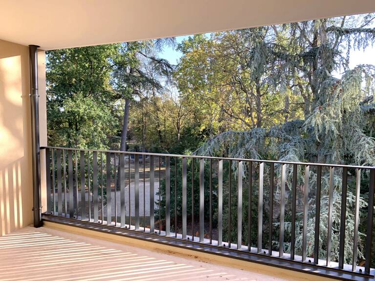 T4 neuf avec loggia à GLEIZE — photo 1