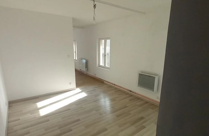 Studio au cœur de Montmerle-sur-Saône — photo 3