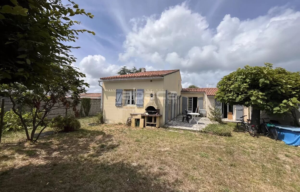 maison 5 pièces 141 m2 à vendre à Le Bois-Plage-en-Ré (17580)