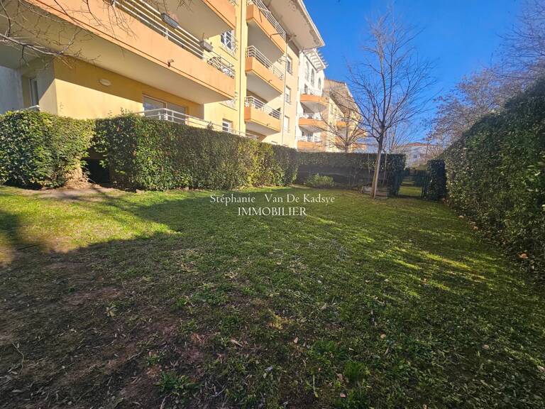 Appartement de  76m² avec terrasse et jardin de 170m². — photo 1