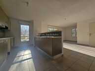 Appartement de  76m² avec terrasse et jardin de 170m². — photo 2