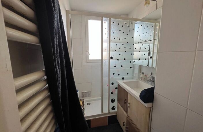 APPARTEMENT 4 PIECES PESSAC SAIGE-64 m2 — photo 4