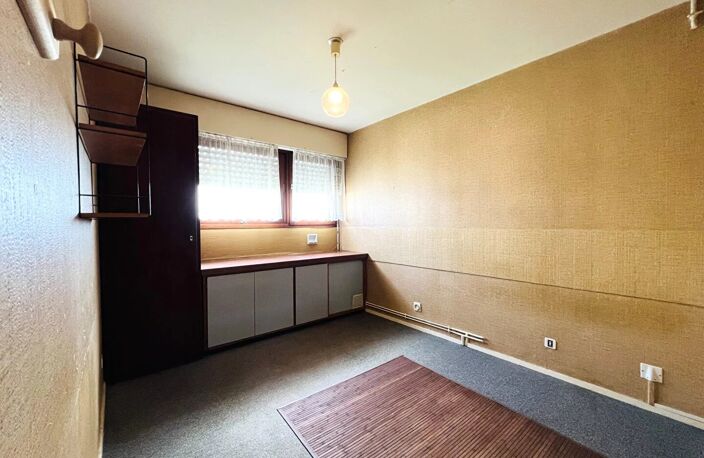 Appartement T6 -101m² Pessac Résidence Compostelle — photo 3