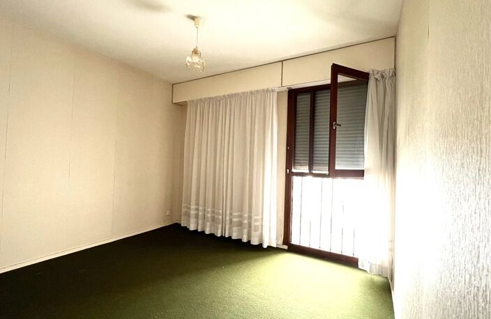 Appartement T6 -101m² Pessac Résidence Compostelle — photo 5