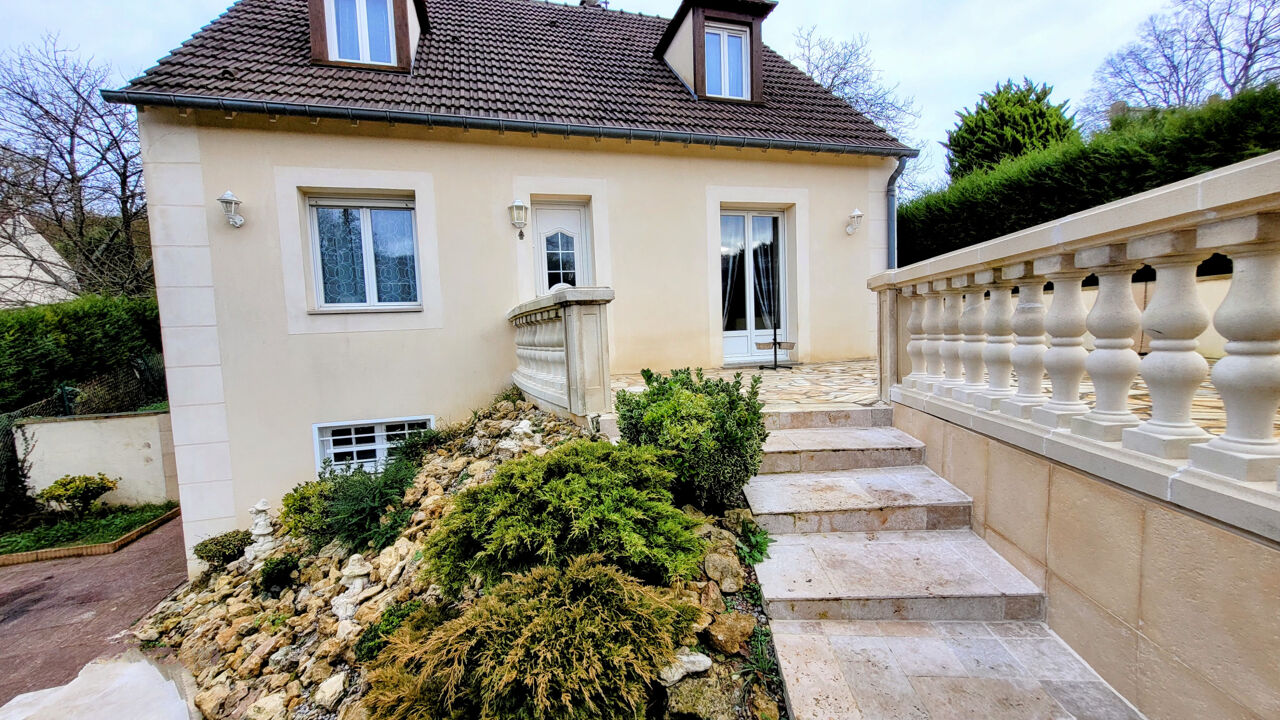 maison 6 pièces 111 m2 à vendre à Angicourt (60940)