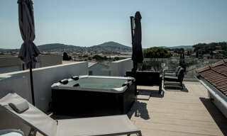 Appartement 5 Pièces 110 m² à louer à Sanary-sur-Mer (83110)