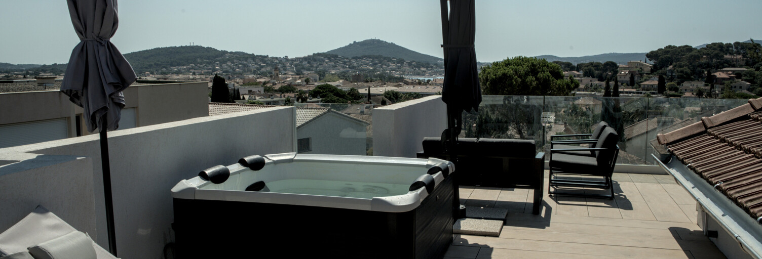 Appartement 5 Pièces 110 m² à louer à Sanary-sur-Mer (83110)