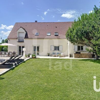 Maison 9 pièces 744000 €