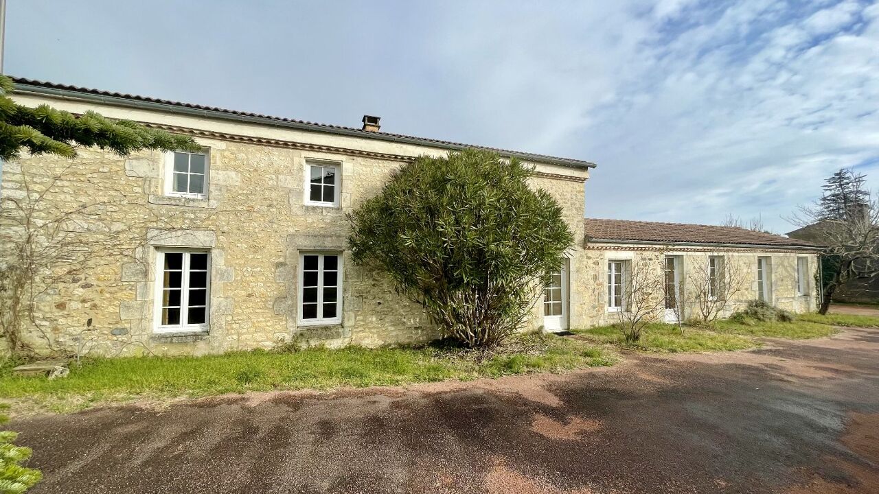 maison 7 pièces 199 m2 à vendre à La Tremblade (17390)