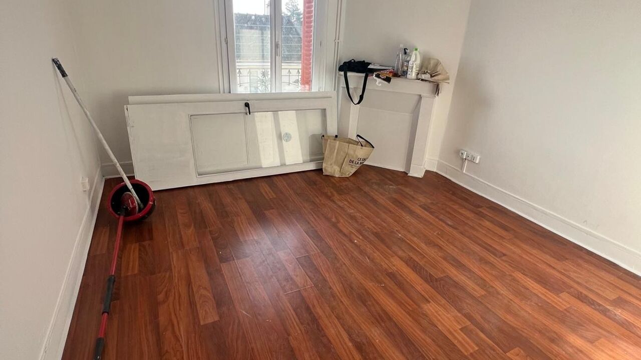 appartement 2 pièces 42 m2 à vendre à Villeneuve-le-Roi (94290)