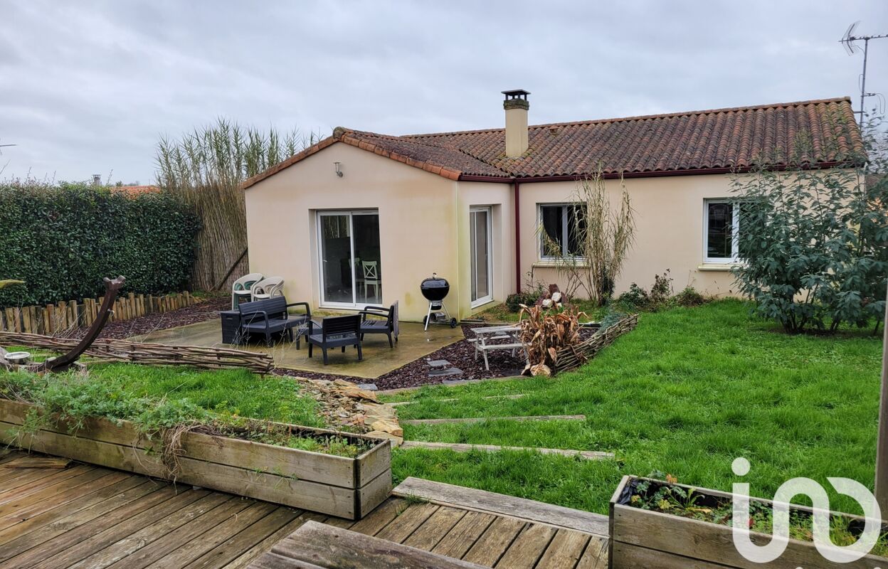 maison 5 pièces 100 m2 à vendre à Réaumur (85700)