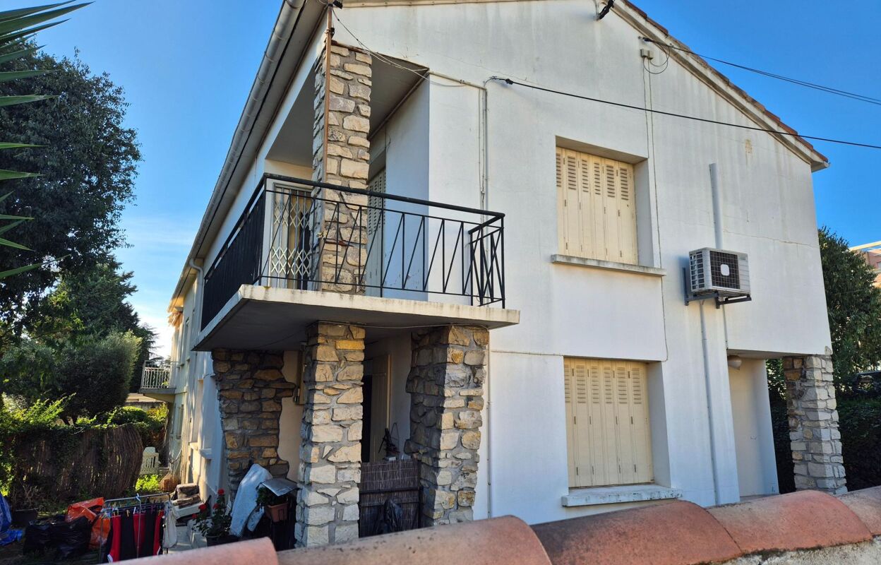 maison 8 pièces 133 m2 à vendre à Nîmes (30900)