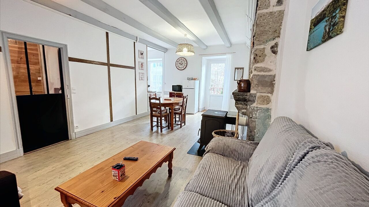 maison 7 pièces 116 m2 à vendre à Saint-Nectaire (63710)