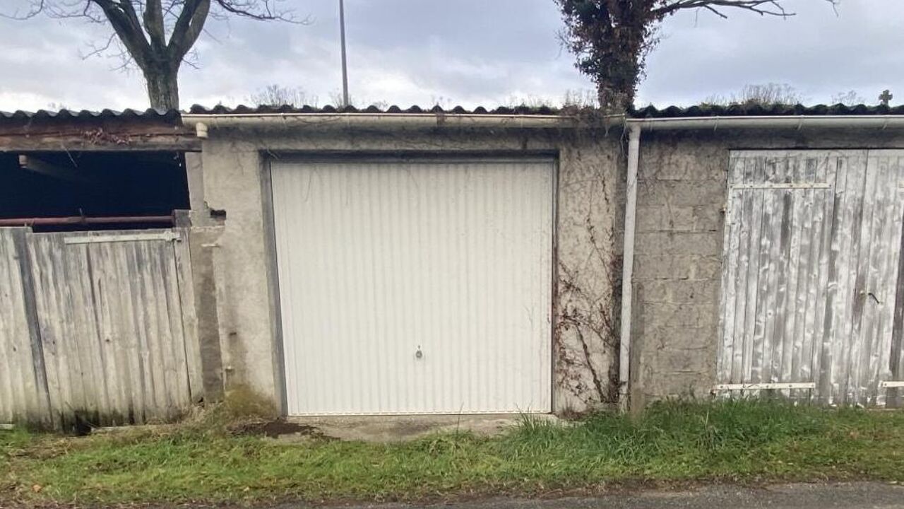 garage  pièces 15 m2 à vendre à Crest (26400)