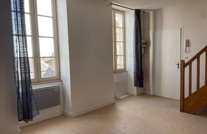 - Centre Ville Niort - Duplex de 55m2 — photo 2