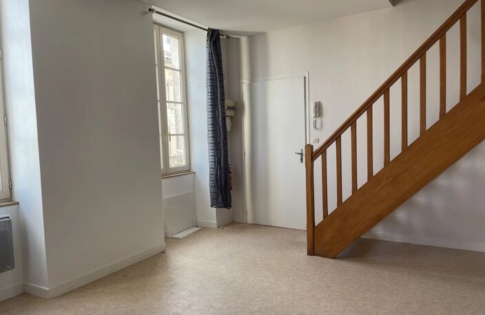 - Centre Ville Niort - Duplex de 55m2 — photo 3