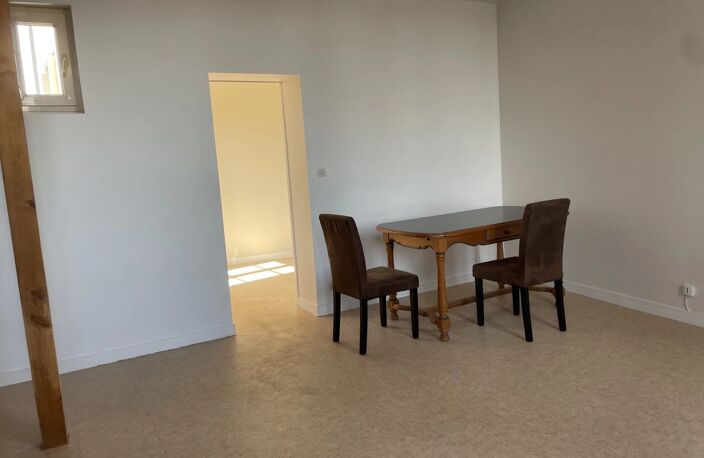 - Centre Ville Niort - Duplex de 55m2 — photo 4