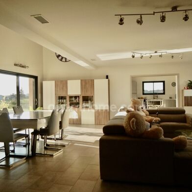 Maison 6 pièces 565900 €