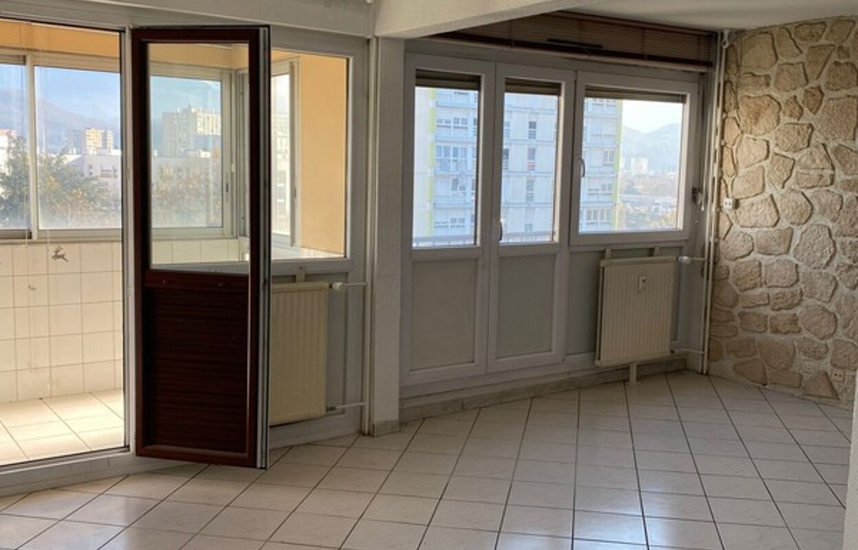 appartement 6 pièces 119 m2 à vendre à Échirolles (38130)