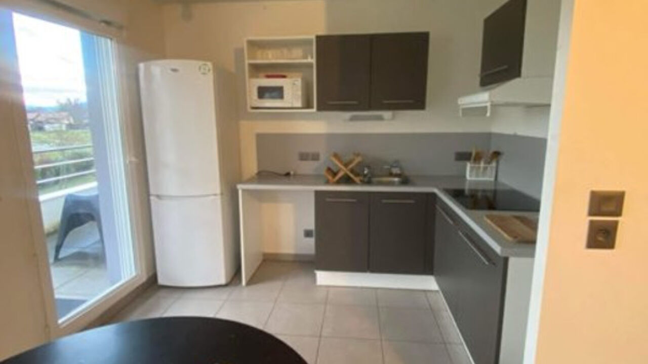 appartement 2 pièces 57 m2 à vendre à Saint-Genis-Pouilly (01630)