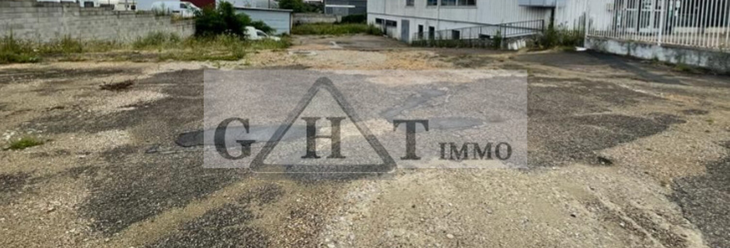 Commerce  800 m² à louer à Meaux (77100)