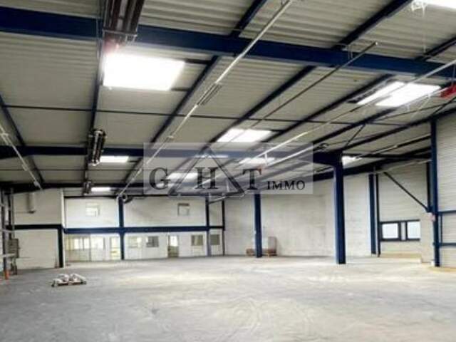 1080 m² entrepot bureaux à louer à chelles — photo du bien
