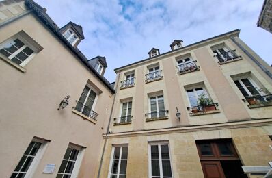 location appartement 900 € CC /mois à proximité de Saint-Cyr-sur-Loire (37540)